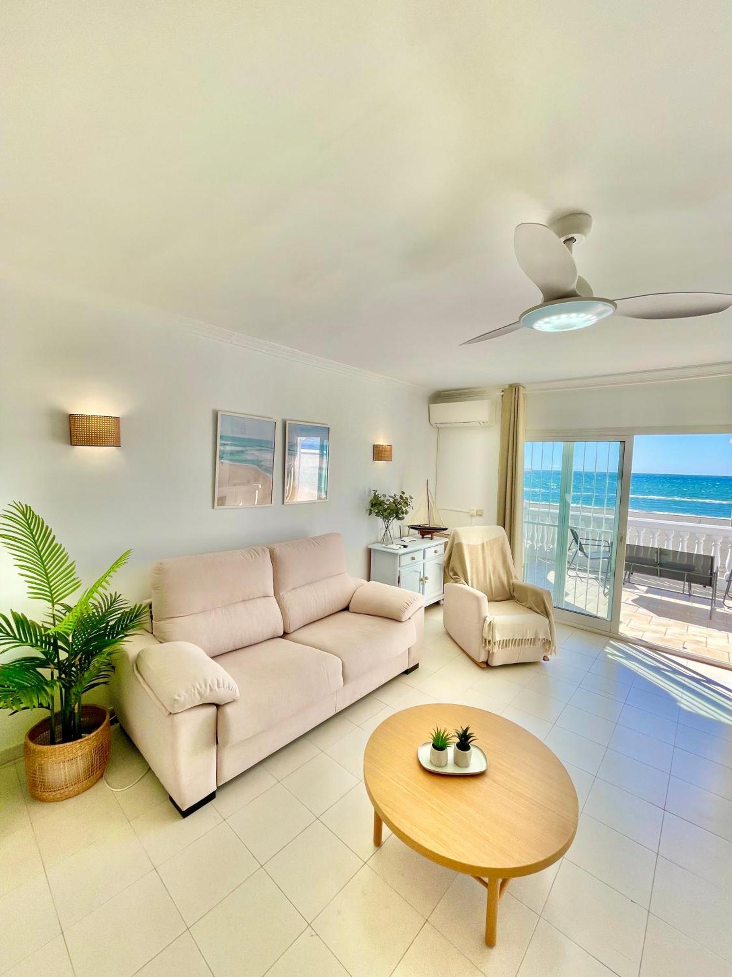 Apartamento Frontal Al Mar - Torrox Costa Exterior foto